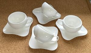 ◆コーヒーカップカップ & ソーサー◆ ４客セット オフホワイト 白 陶器 未使用