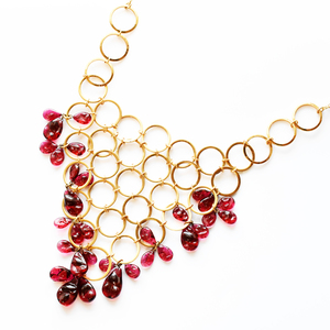 Vintage 1960’s ruby red glass beads　gorgeous triangle necklace
