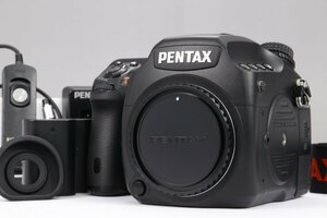 【 美品 | 動作保証 】 PENTAX 645D ボディ 【 シャッター数 4600回 | カビあり | 純正レリーズケーブル・互換バッテリー 追加付属 】