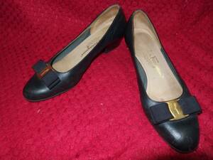 サルヴァトーレフェラガモSALVATORE FERRAGAMO婦人用・レディース靴・パンプス/6サイズ/同サイズの婦人靴を多数出品中/熊本から定形外発送