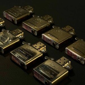 新品未使用 ZIPPO 純正 ゴールド 金色 インサイドユニット 適合 レギュラー アーマー フラットトップ 1937 1933 1932 インナー bv777