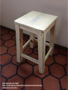 数量限定　BB-S-W　ベンチ　ラフな作りが魅力の木製椅子　スツール　木製　椅子　花台　ランプ台　フラワースタンド