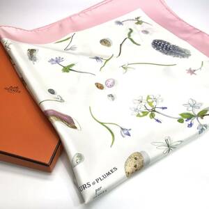 ★未使用／箱付★HERMES エルメス カレ90 FLEURS et PLUMES／フルール エ プリュム スカーフ 大判 ピンク×ホワイト シルクツイル