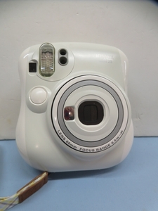 ●●FUJIFILM instax mini25 インスタントカメラ チェキ 富士フィルム ホワイト USED 94245●●！！