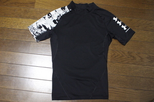 UNDER ARMOUR アンダーアーマー ヒートギア コンプレッションTシャツ MD ブラック 黒 1363304 カモフラ 未使用 新品