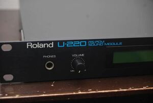 【中古品】Roland U-220 整備・清掃済み品　ラック　音源モジュール