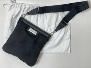 新品《 Maison Margiela 》Glam Slam スポーツ フラットポケット / マルジェラ グラムスラム ブラック ショルダーバッグ レザー ナイロン