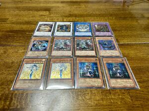 遊戯王カード　レリーフ　12枚まとめ売り　ブラックパラディン、サイレントソード