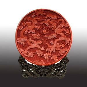 中国 古美術 時代物 木彫堆朱 堆朱皿 二龍戲珠 飾皿 唐物 漆器 古玩 置物 龍紋 直径約44.7㎝ 中国美術 