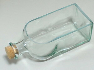 ◆　ガラス　ボトル　カット　小物入れ　アンティーク　◆