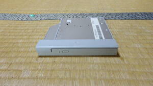 TOSHIBA内蔵DVD-ROMドライブSD-R2412ジャンク品