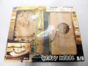 未使用品 ニューレイ 1/32 アメリカ M1A1 戦車 エイブラムス NewRay Heavy Metal B/O M1A1 Motorized Die Cast Tank 未組立