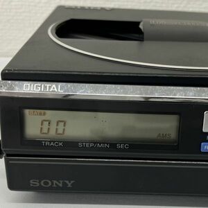 F020-SG3-79 SONY ソニー Discman EBP-380 CDプレーヤー No.82168 オーディオ機器 ジャンク品 通電確認済