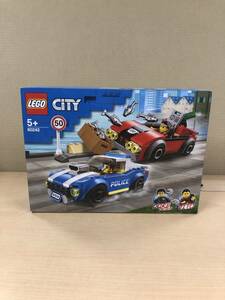 LEGO 60242 シティ　ポリスハイウェイの逮捕劇　未開封