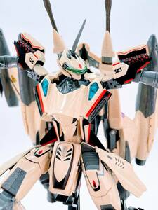 DX超合金 YF-29 デュランダルバルキリー（イサム機） + DX超合金 YF-29 デュランダルバルキリー（イサム機）用スーパーパーツ