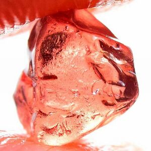 【世界の原石:スピネル 1.95ct:5060】非加熱 マダガスカル産 尖晶石 Natural Spinel Rough 鉱物 宝石 標本 jewelry Madagascar