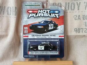 ■未開封■ GREENLIGHT 1/64 FORD CROWN VICTORIA POLICE INTERCEPTOR CALIFORNIA HIGHWAY PATROL グリーンライト