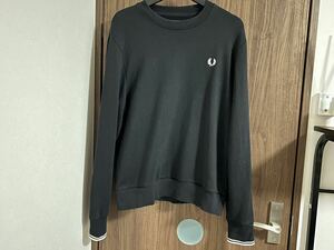 FRED PERRY フレッドペリー クルーネック スウェット 黒 Mサイズ