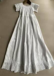 フランス アンティーク ヴィンテージ ベビードレス カットワーク 刺繍　ホワイトワーク　ピケ　ドール