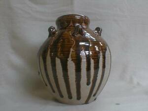 城山作　垂れる釉薬　茶入れ壷　22x18cm　2kg　陶磁器製飾り置物