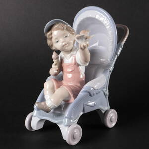 ◆◇絶版 LLADRO リヤドロ 遊びにきたよ！ リアドロ フィギュリン 陶器 人形 置物 男の子 乳母車 小鳥 遊びに来たよ◇◆