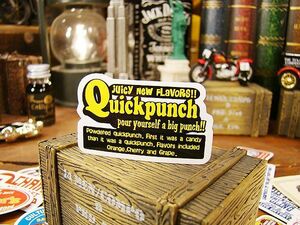 アメリカン　アドバタイジング　ステッカー　Sサイズ　（No.17/Quickpunch）　アメリカン雑貨　アメリカ雑貨　車　シール　ブランド