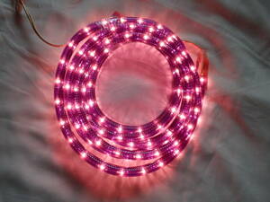 クリスマス 　白熱球 　イルミネーション 　ロープライト 　ピンク球　 紫ロープ　　２．５ｍ　　常時点灯タイプ　　未使用品
