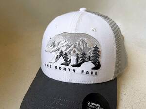 即決 新品 USA限定 本物 The North Face ノースフェイス EMB トラッカーハット メッシュキャップ 帽子 男女兼用 ワンサイズ White