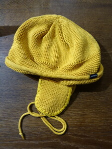 タイトブース　TIGHTBOOTH ニットキャップ　ニット帽　ビーニー　黄色