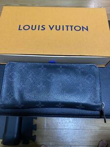 LOUIS VUITTON ジッピーウォレット ルイヴィトン　モノグラム　エクリプス　長財布 付属品　M62295ダミエ ヴェルティカル 正規品　中古