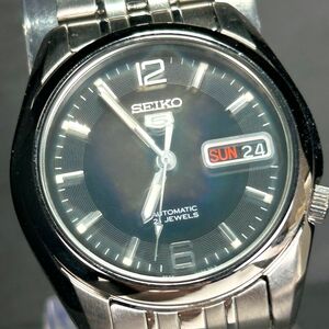 美品 海外モデル SEIKO セイコー セイコー5 スポーツ SNK393K1 腕時計 自動巻き アナログ 3針 デイデイトカレンダー ステンレススチール