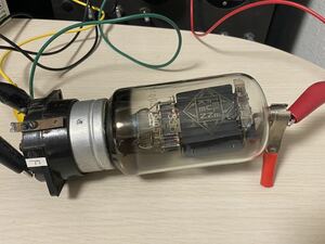 真空管 (独) Telefunken RV335 傍熱三極出力管 ソケット付 中古 極上品