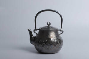 純銀保証 蔵六居造 饕餮紋 湯沸 銀瓶 時代物 古美術品 煎茶道具