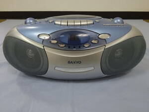 (H-く-389)SANYO CDラジカセ PH-PR82 2006年製 動作確認済 カセット再生× 中古