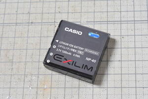 ＃819　バッテリー（中古）　補償無し　CASIO EXILIM 　NP-40