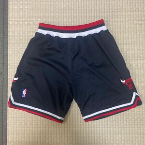 美品 Mitchell & Ness NBA Chicago Bulls Authentic Short ミッチェルアンドネス シカゴ ブルズ オーセンティック ショーツ 1997-1998 M