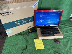 TOSHIBA REGZA PC D731/T7ERS 中古品　箱付き