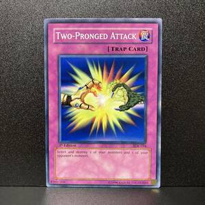 遊戯王 アジア版 SDK-034 Two-Pronged Attack/はさみ撃ち ノーマル 1st　Edition