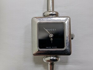 GUCCI グッチ 1900L バングルウォッチ レディース腕時計 稼働品