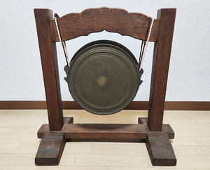 (26) 寺院所蔵 双盤 双盤台付き 双盤表面径27.5cm ／ 古銅 銅鑼 鉦鼓 鳴物 仏教美術僧侶仏教仏具寺院