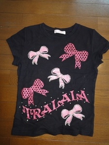 TRALALA　LIZ LISA　のＴシャツ