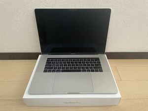 MacBook Pro 2016 15インチ 1TB 16GB シルバー USキーボード