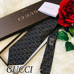 GUCCI グッチ メンズ 男性 紳士 ネクタイ ブランドネクタイ 総柄 G柄 黒 ブラック モード ロック 新品未使用 新品 未使用 剣先 9.7cm