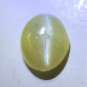 ☆天然クリソベリルキャッツアイ0.690ct☆M 約6.1×5.0mm ルース 裸石 宝石 ジュエリー jewerly chrysoberyl catseye 猫目石