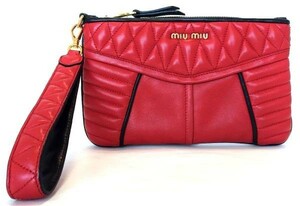 美品 ミュウミュウ クラッチバッグ ポーチ レザー 5N1811 クラッチ パーティバッグ MIUMIU レッド 赤 レディース 小物入れ コスメポーチ