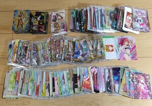 ウエハース カード食玩のみ400枚キラ箔押しサイン　推しの子　ラブライブ　SPY プリキュア　五等分の花嫁などDB入り　SP SR SSR