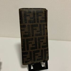 美品　FENDI フェンディ　ズッカ　ブラザ　長財布　ブラウン系