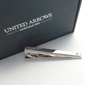 【uat436】UNITED ARROWS ユナイテッドアローズ ネクタイピン タイバー シルバー×クリスタルストーン