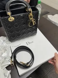 Lady Dior バッグ ミディアム Black カナージュ ラムスキン