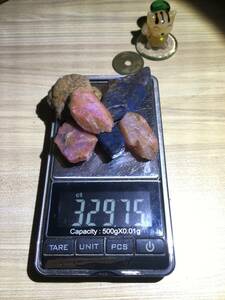 P4【特別】Sapphire 鉱物 ルース 原石 鋼玉 (329.75ct)
